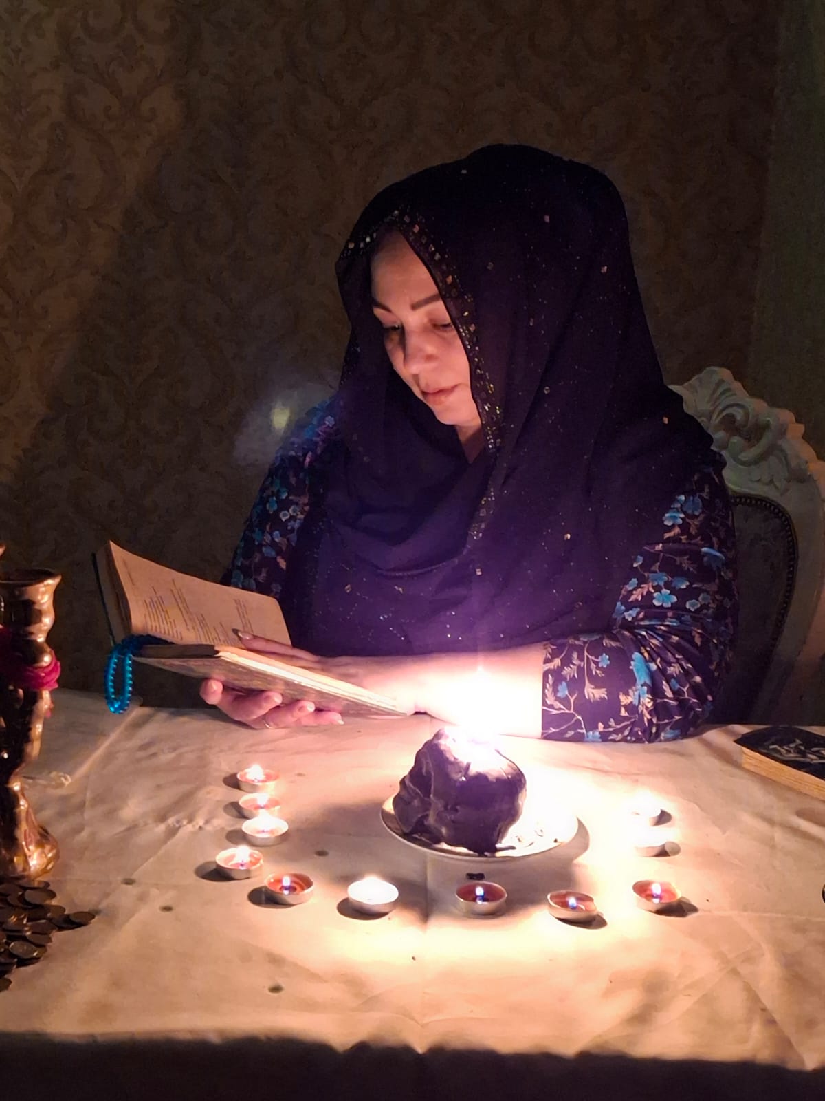 таролог-гадалка Амина